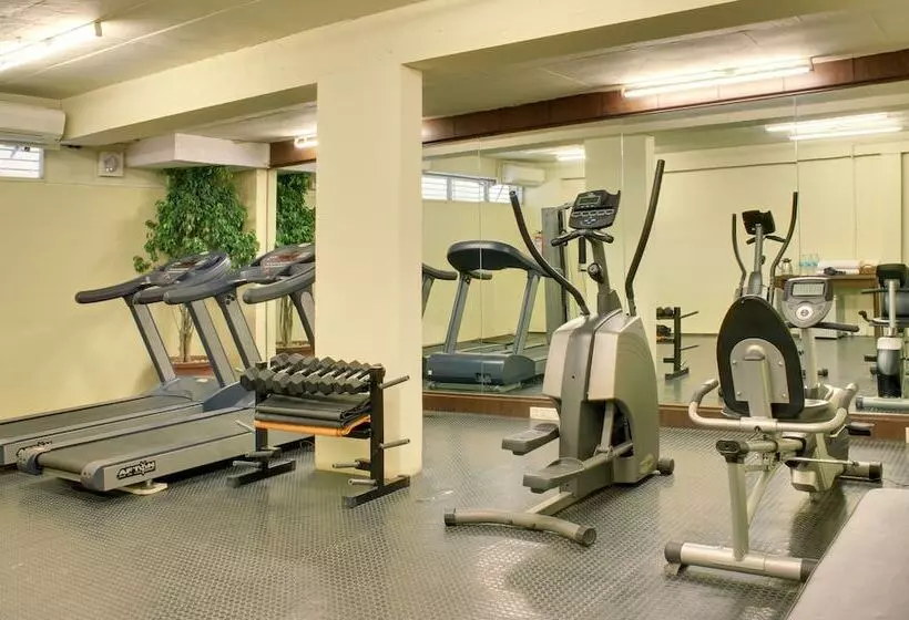 Upar Hotels Indiranagar