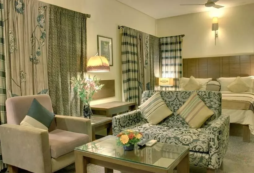 Upar Hotels Indiranagar