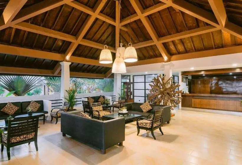 בית מלון כפרי Legong Keraton Beach