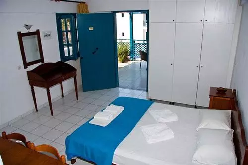 Mika Villas & Suites