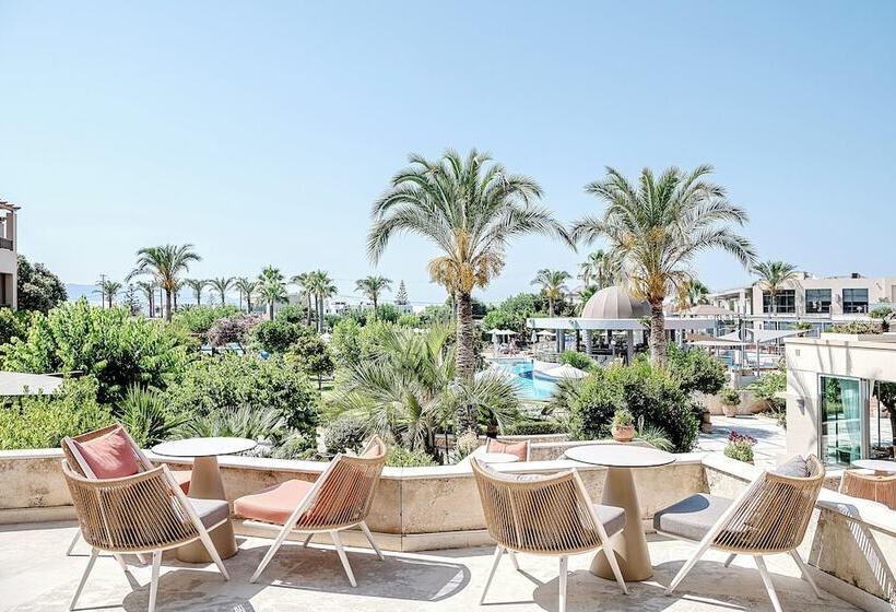 هتل Minoa Palace Resort