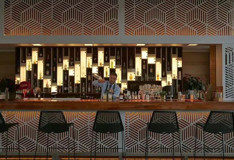 Hotell Minoa Palace Resort