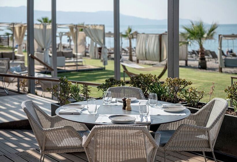 هتل Minoa Palace Resort