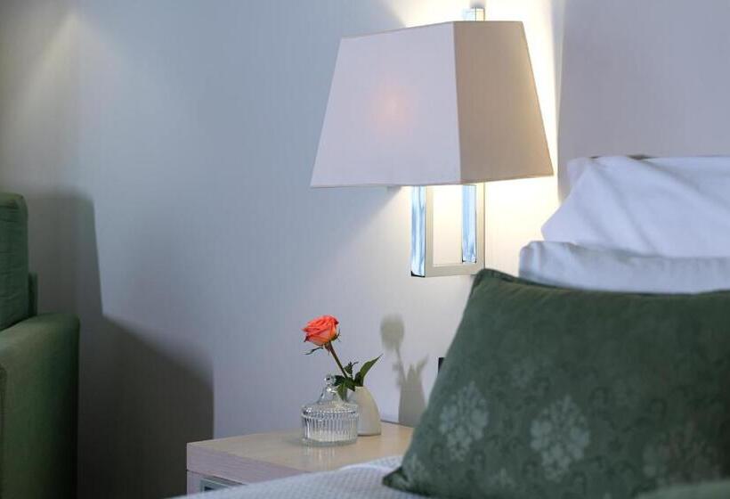 בית מלון כפרי Minos Mare Royal