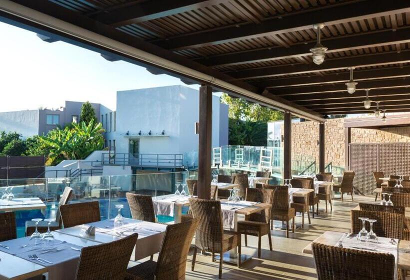 בית מלון כפרי Minos Mare Royal