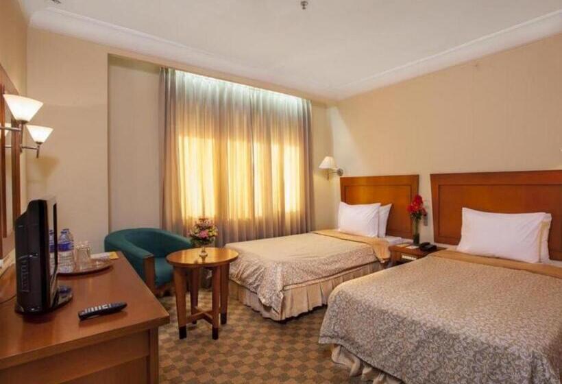 בית מלון כפרי Nalendra