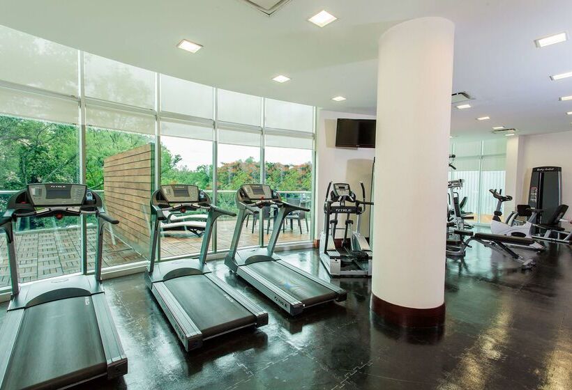 Hotel NH Collection Guadalajara Providencia