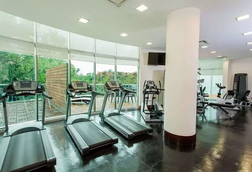 호텔 NH Collection Guadalajara Providencia