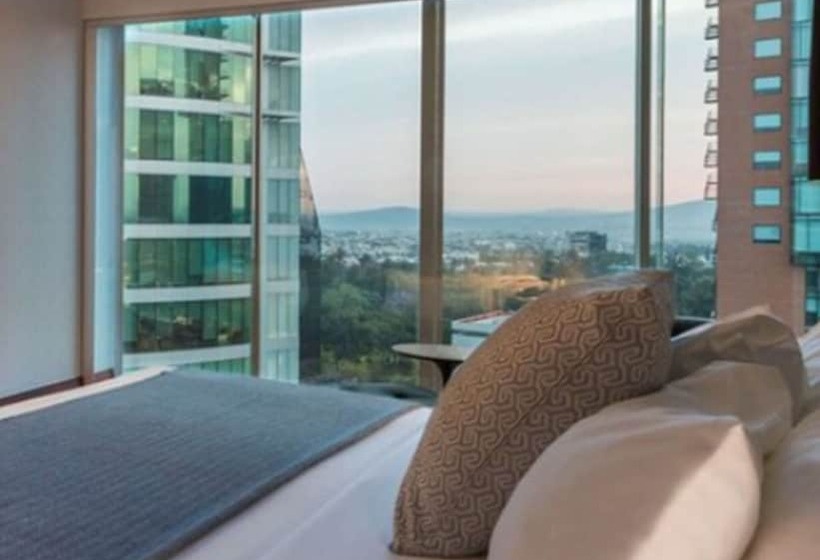 Hotel NH Collection Guadalajara Providencia