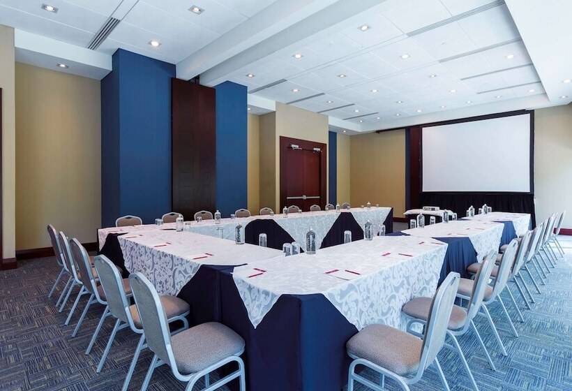 Hotel NH Collection Guadalajara Providencia