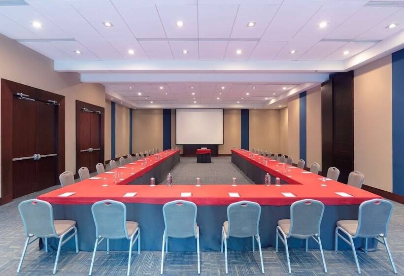 Hotel NH Collection Guadalajara Providencia