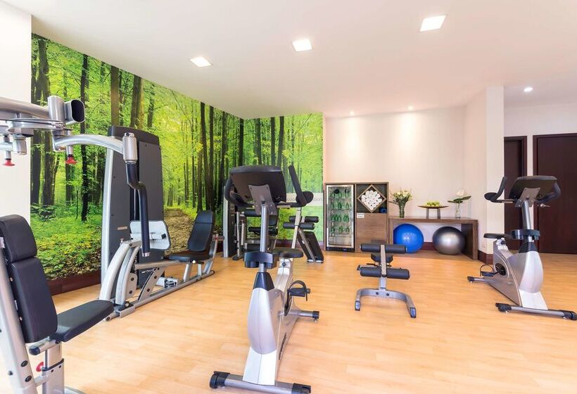 Hotel NH Collection Guadalajara Providencia