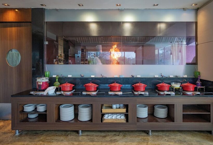 בית מלון כפרי Royal Orchid Central Jaipur, Bani Park