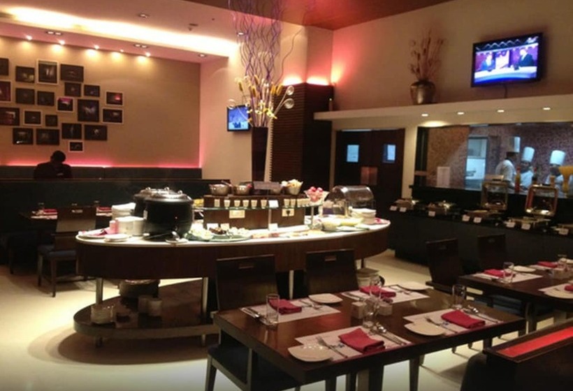 هتل Royal Orchid Central Pune