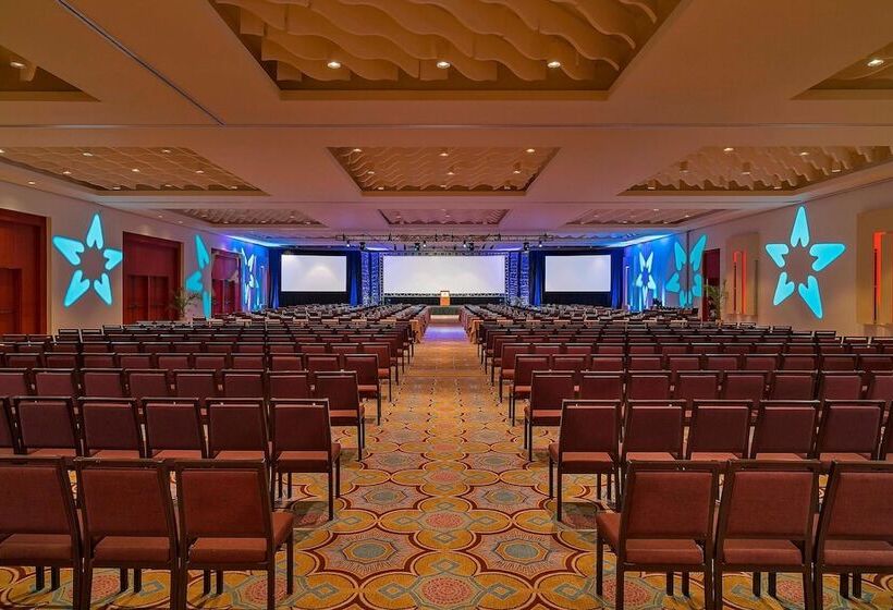 בית מלון כפרי Sheraton Puerto Rico Resort & Casino