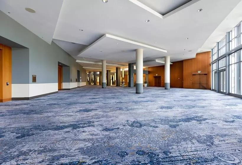 בית מלון כפרי Sheraton Puerto Rico Resort & Casino