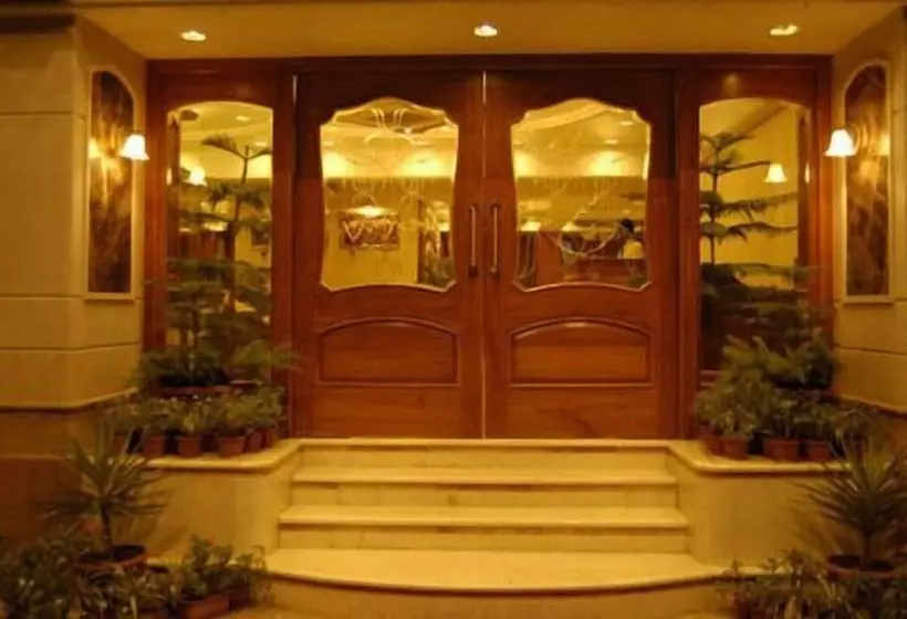 Отель Solitaire