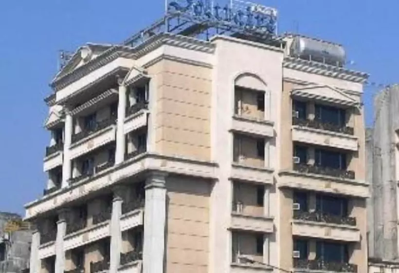 Отель Solitaire