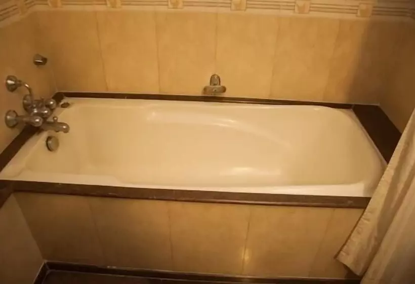 Отель Solitaire