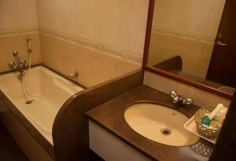 Отель Solitaire