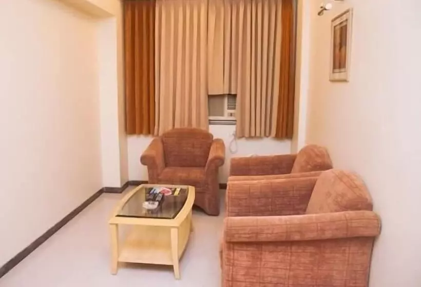 Отель Solitaire