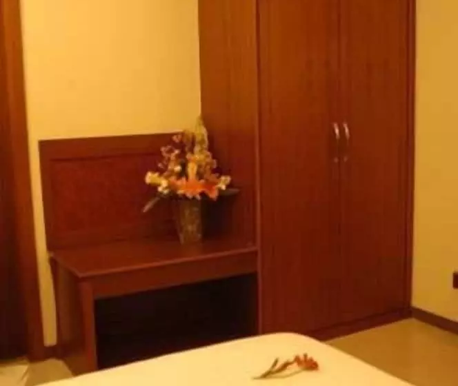 Отель Solitaire