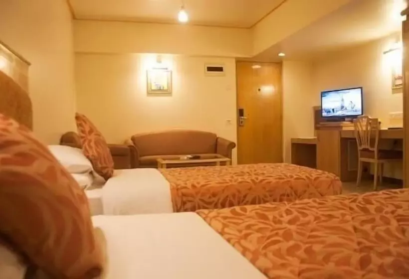 Отель Solitaire