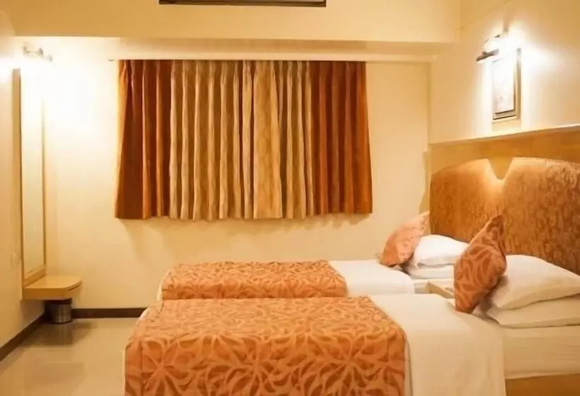 Отель Solitaire