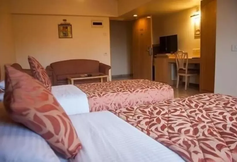 Отель Solitaire