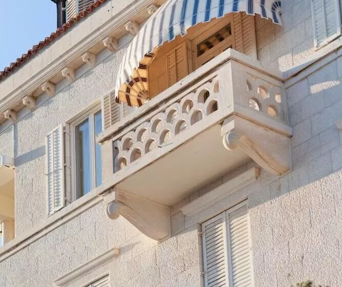 هتل Villa Glavić