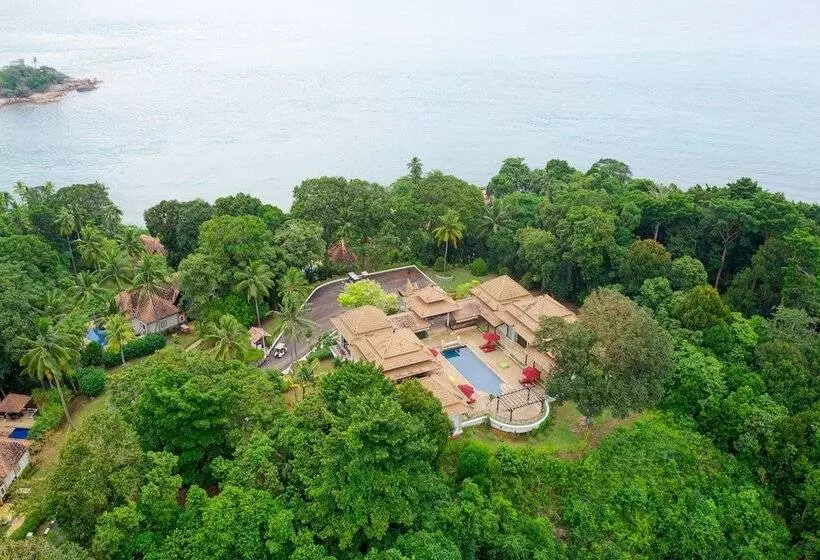 Indra Maya Pool Villas