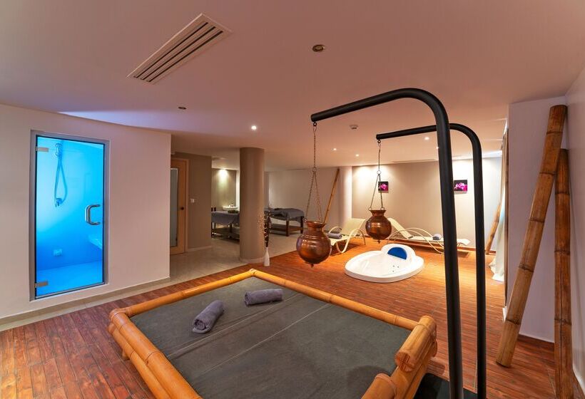 Kresten Royal Euphoria Resort