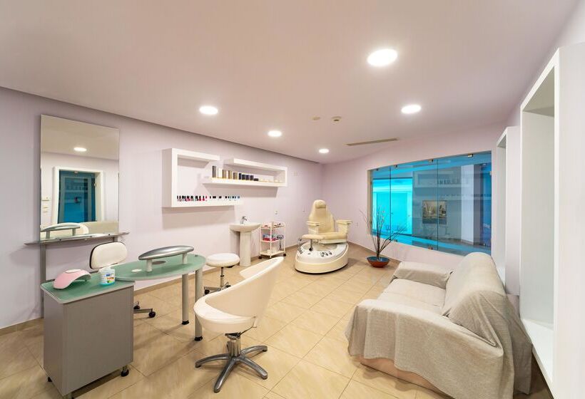 Kresten Royal Euphoria Resort