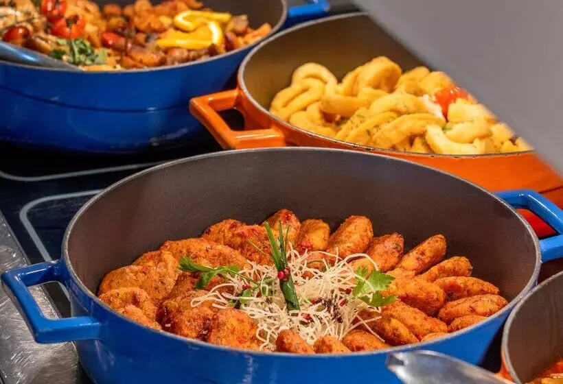 Kresten Royal Euphoria Resort