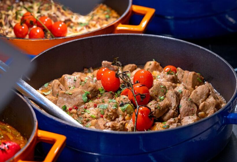 Kresten Royal Euphoria Resort