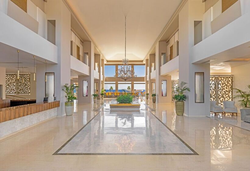 Kresten Royal Euphoria Resort