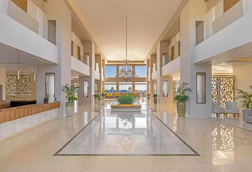 Kresten Royal Euphoria Resort