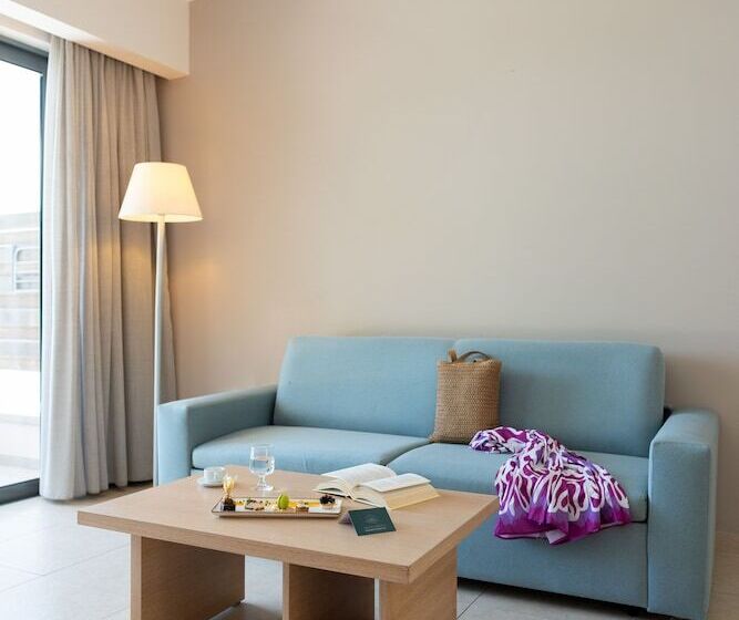 Kresten Royal Euphoria Resort