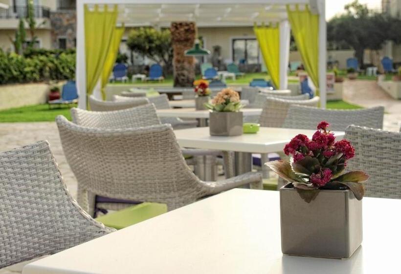 Kristalli Hotel Apartments