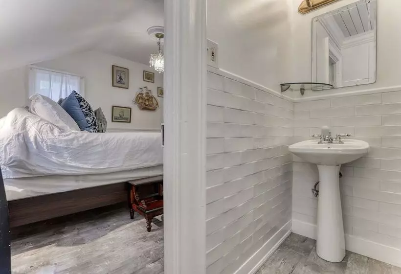 Aamiaismajoitus (B&B) Pangea House