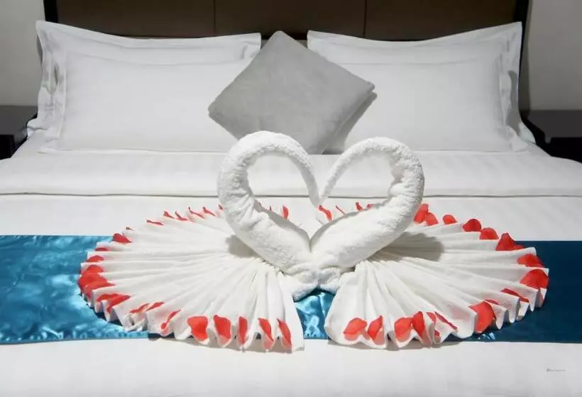 هتل Valencia Hôtel & Appartements