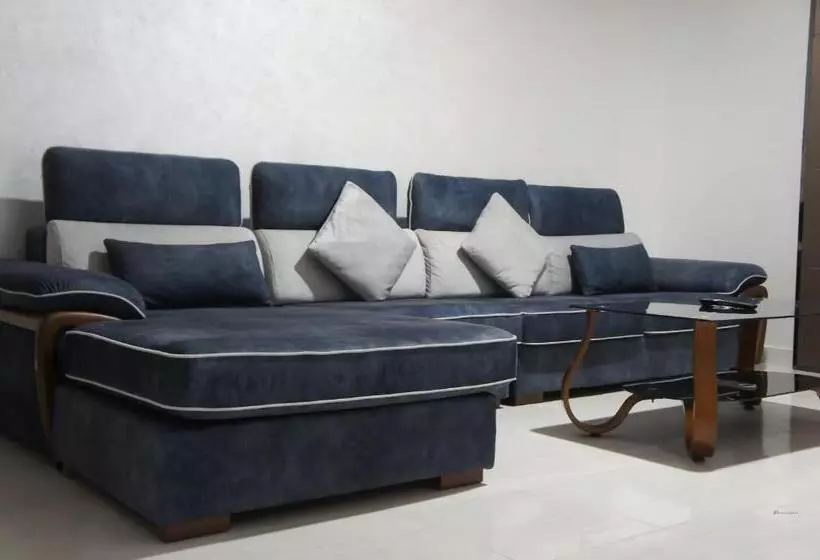 هتل Valencia Hôtel & Appartements