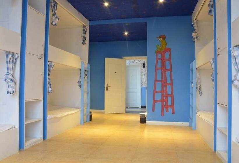 Shangrila Free Life Youth Hostel