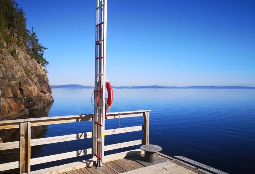 Trysunda Vandrarhem & Skärgårdscafé