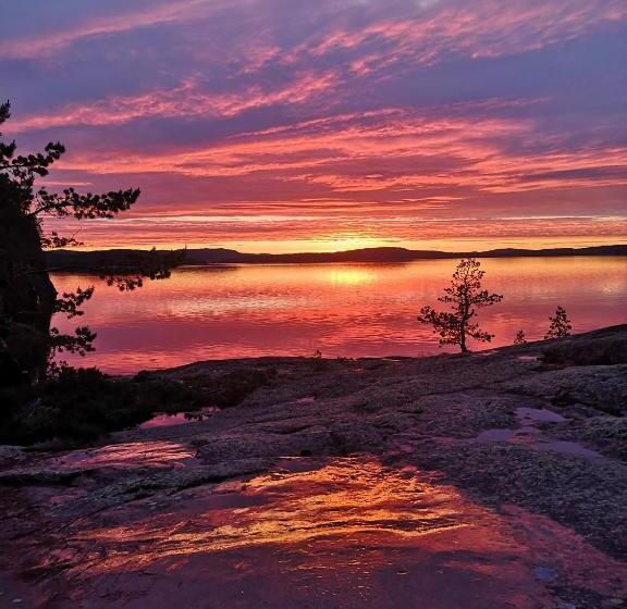 Trysunda Vandrarhem & Skärgårdscafé