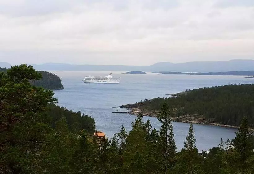 Trysunda Vandrarhem & Skärgårdscafé