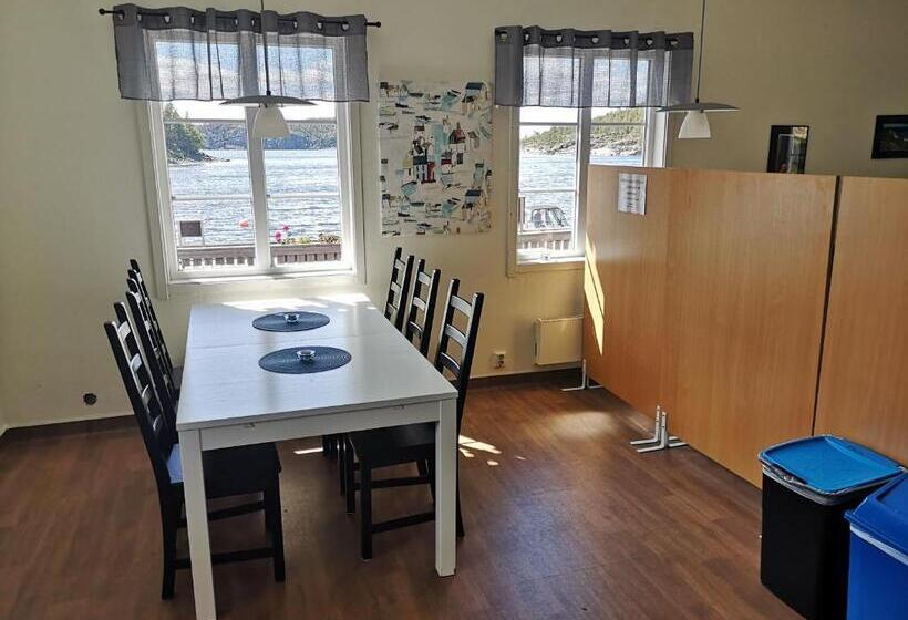 Trysunda Vandrarhem & Skärgårdscafé