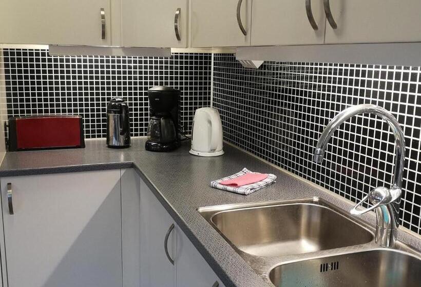 Trysunda Vandrarhem & Skärgårdscafé