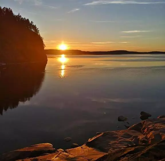 Trysunda Vandrarhem & Skärgårdscafé