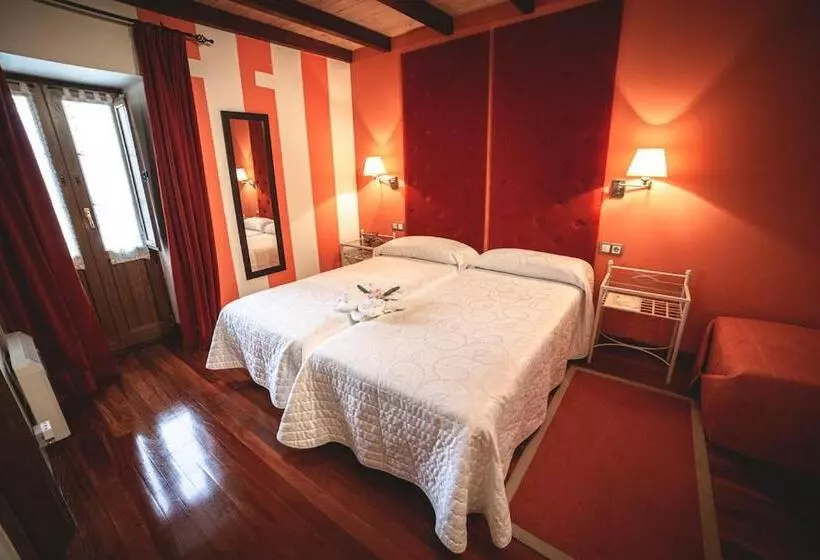 Retkeilymaja Posada Cicero